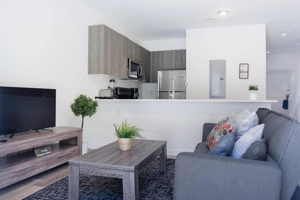 Awesome 3Br Townhouse 15Minutes From The Beach Miami Exteriér fotografie